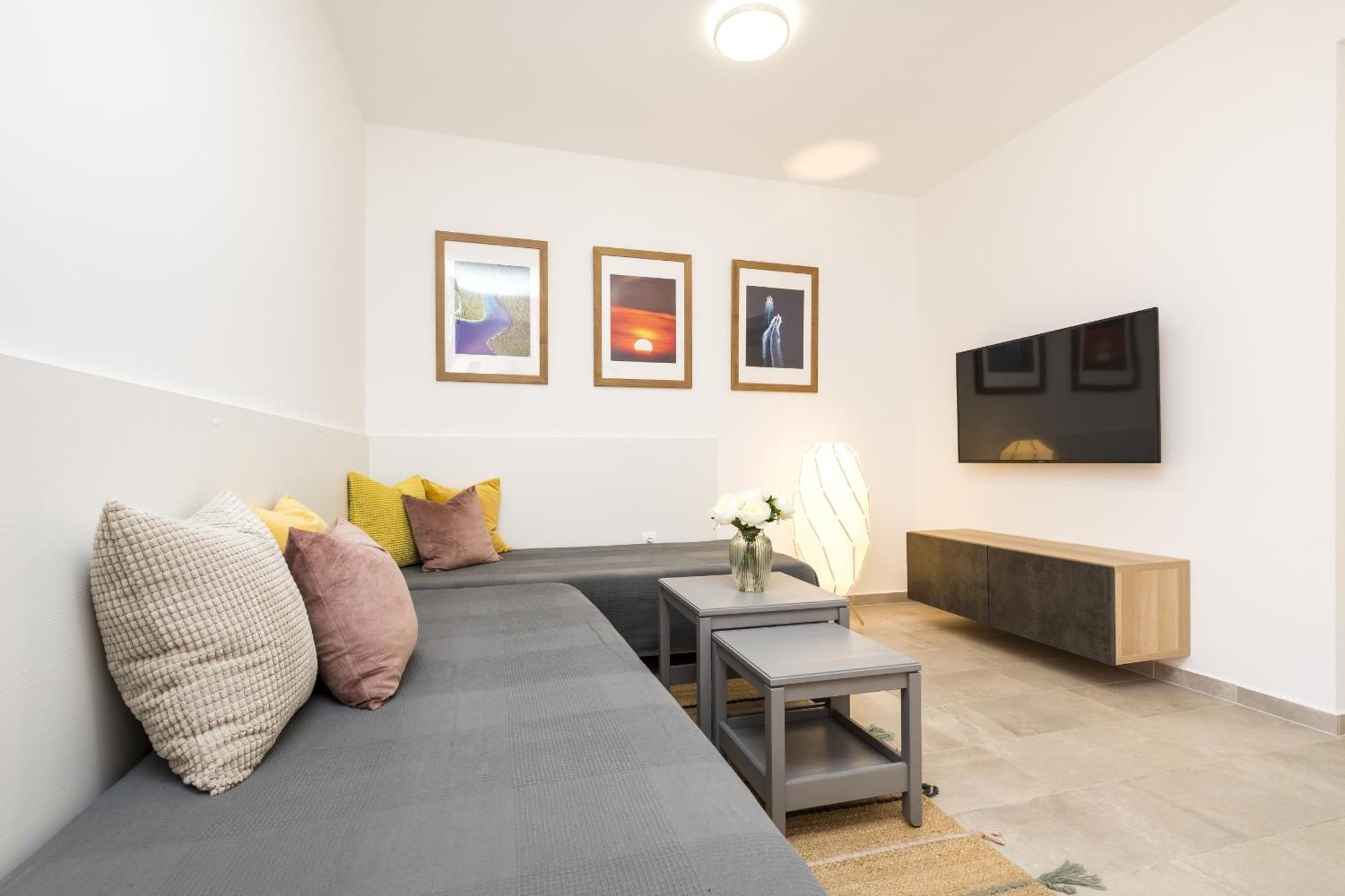 Apartments Laura Мали-Лошинь Экстерьер фото
